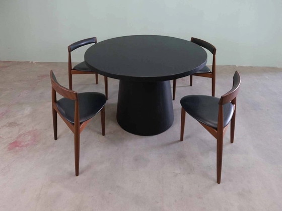 Image 1 of Vintage Urban Noir round dining table