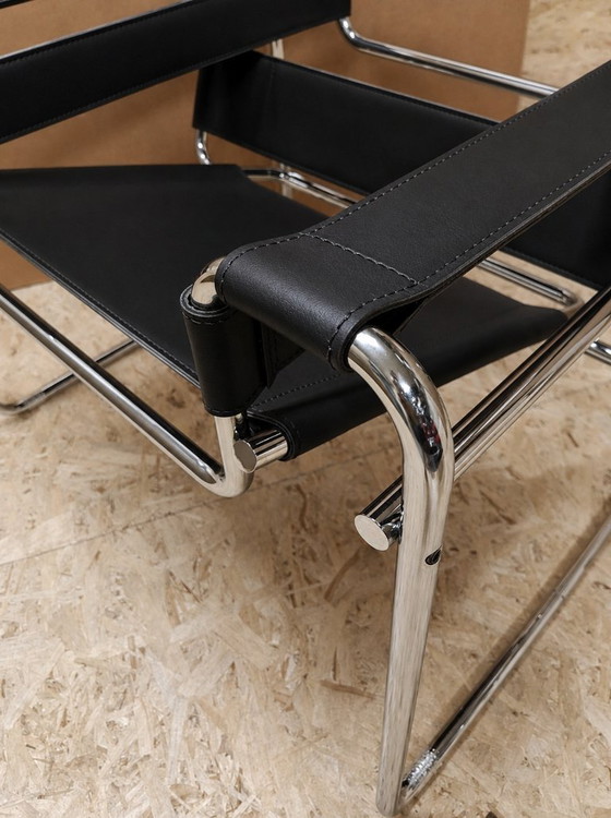 KNOLL Int. 2 Poltrone B3 WASSILY (NUOVE) acciaio inox e cuoio NERO, Pelle (foto 20 di 22)