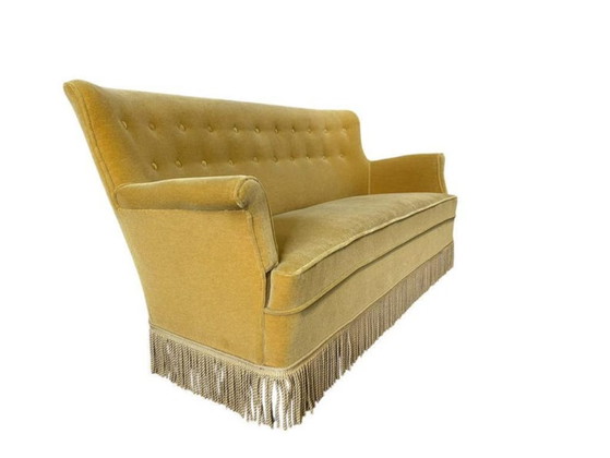 Image 1 of Poltrona/divano/tre posti vintage color giallo ocra con frange