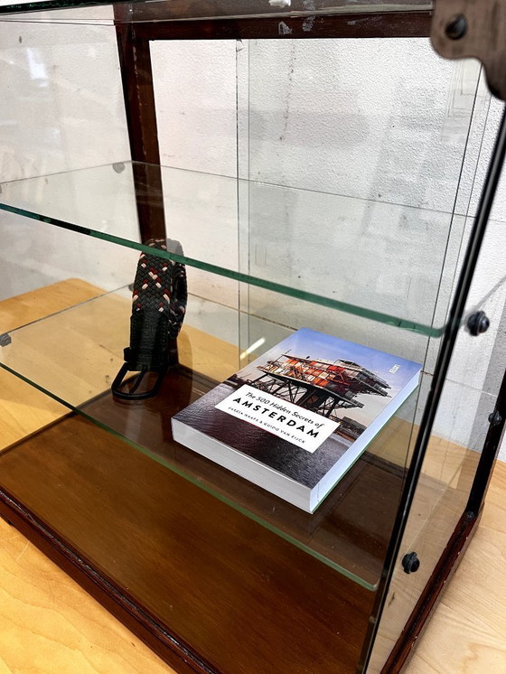 Image 1 of Vetrina vintage kast