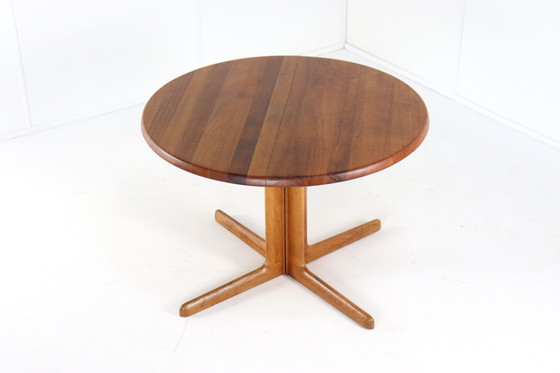 Image 1 of Table de salle à manger ronde extensible en teck massif danois 'Hurup' Vintage