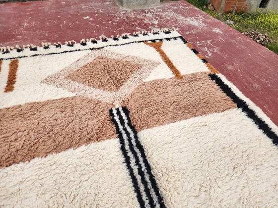 Image 1 of Groot Beni Ouarain tapijt 300x206 cm – Handgemaakt Marokkaans wollen tapijt – Neutraal Berber geometrisch ontwerp