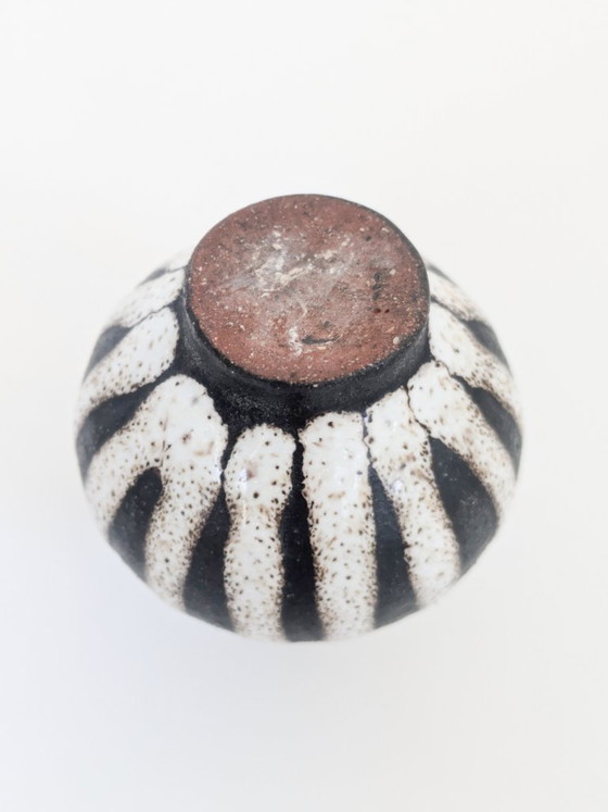 Image 1 of Monika Maetzel Studio Ceramic Duo Hambourg années 1960 Bougeoir Vase bourgeon Noir Blanc
