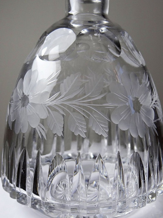 Image 1 of Antique cut and chiseled crystal decanter with floral decoration, Bohemia, 19th-20th century