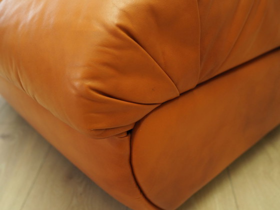 Image 1 of Fauteuil rouge, Design italien, 1970, Production : Italie
