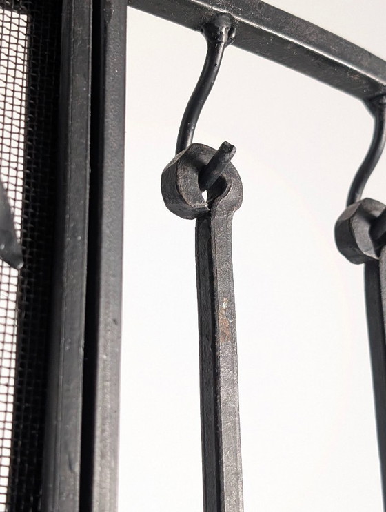 Image 1 of Parascintille in ferro battuto realizzato da Atelier Marolles, Francia, anni '50.