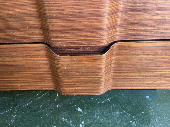 Image 1 of Ein Paar italienische Kommoden aus den 1970er Jahren