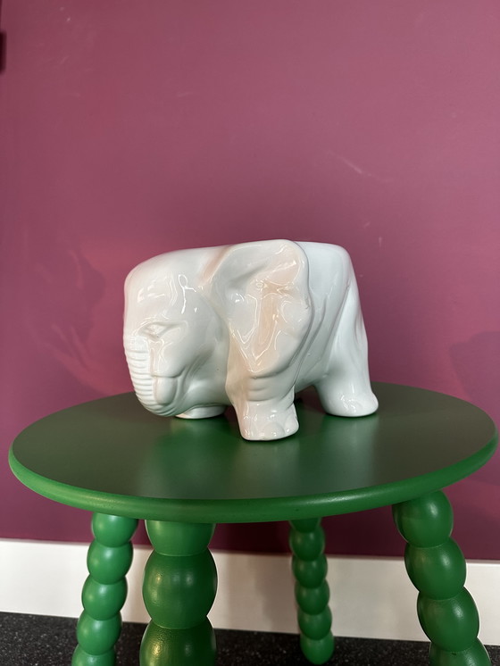 Image 1 of Vintage Bloempot Porselein Olifant 1970