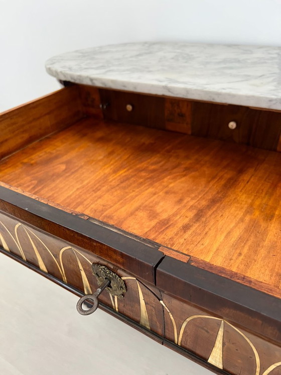 Image 1 of Cassettone - Noce - Comò con specchiera