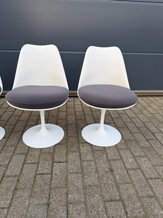Image 1 of 4x original Knoll Tulip dining chairs by Eero Saarinen