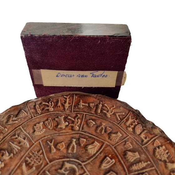 Image 1 of Réplique du disque de Phaistos en Crète