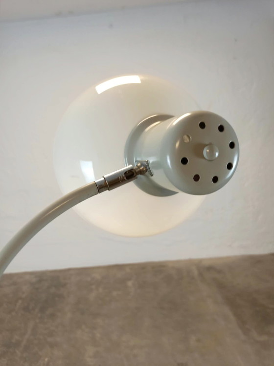 Lampadaire arc Vintage Space Age – Métal, Plastique (photo 6 of 15)