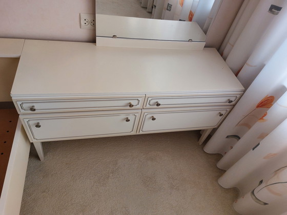 Image 1 of Vintage bed