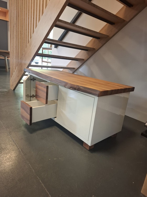 Credenza/ Mobile TV - MDF combinato con legno di noce – Credenze (photo 3 of 5)
