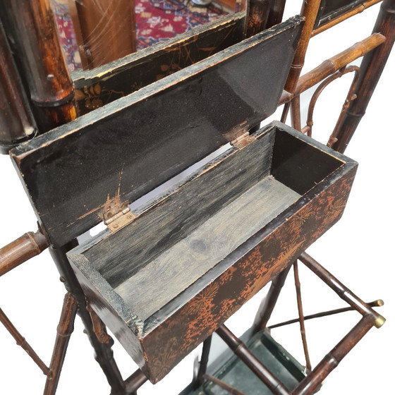 Image 1 of Porte-manteau français de style japonais, Début du 20e siècle