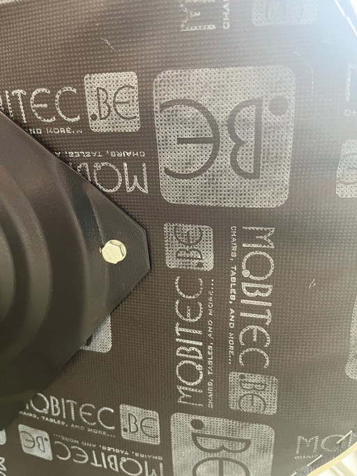 6 Esszimmerstühle aus weißem Leder, Marke Mobitec, 360° drehbar