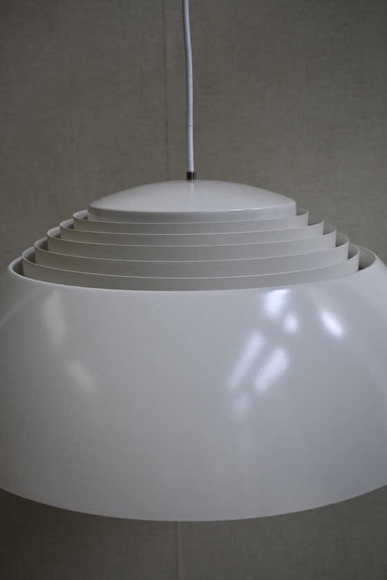 Image 1 of Lampada a sospensione vintage "Royal" Arne Jacobsen per Louis Poulsen