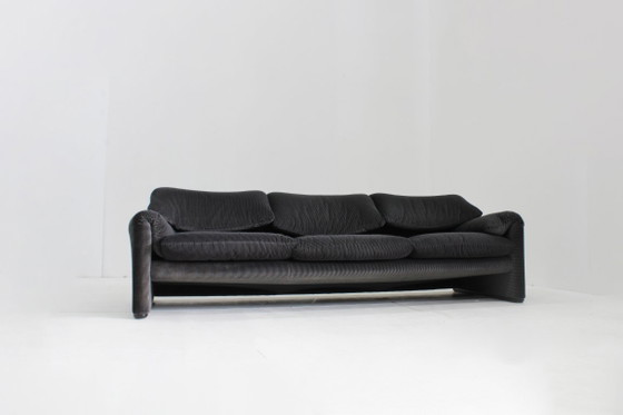 Image 1 of Canapé 3 places vintage Cassina Maralunga par Vico Magistretti