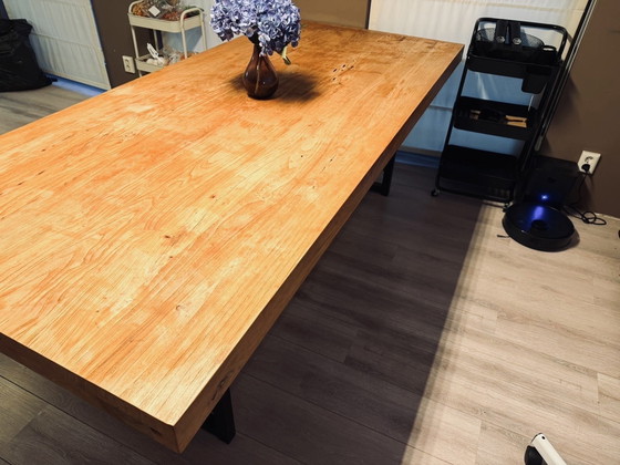 Image 1 of Robuuste houten tafel 220x100