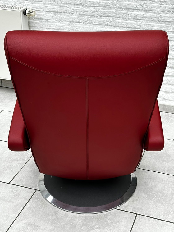 Image 1 of Leolux Helical recliner red