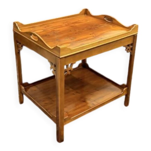 Table d'appoint italienne classique