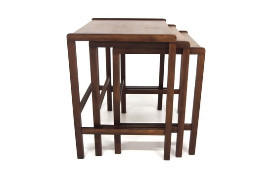 Image 1 of https://www.nordikdna.com/product-page/tables-gigogne-en-teck-suède-1960