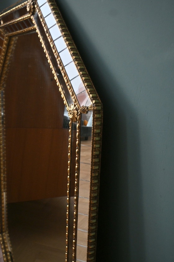 Image 1 of Venetian, Trapezium mirror, octagonal