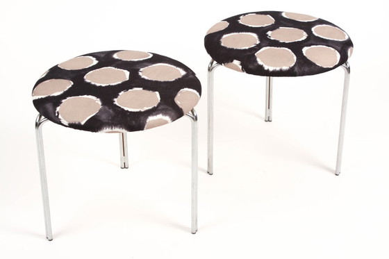 Image 1 of Pastoe set van 2 grote  krukken met Jan Paul Gaultier stof