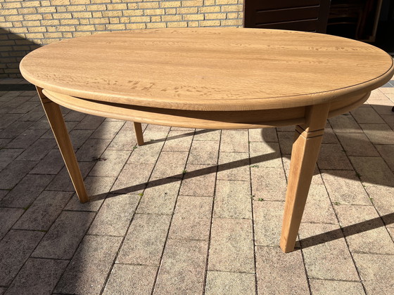 Image 1 of Geloogd eiken tafel