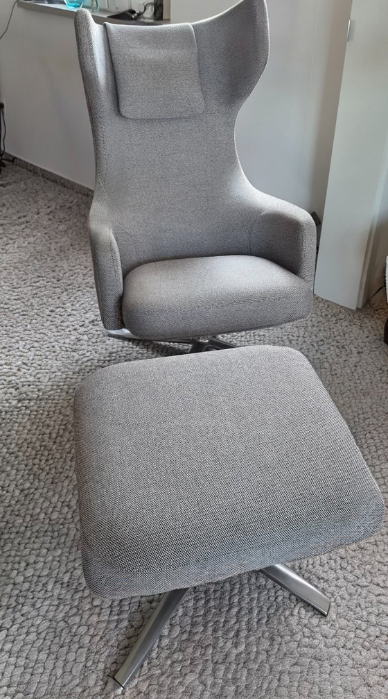 Image 1 of Vitra Grand Repos Sessel + Ottomane | Antonio Citterio | Salz und Pfeffer | 2022