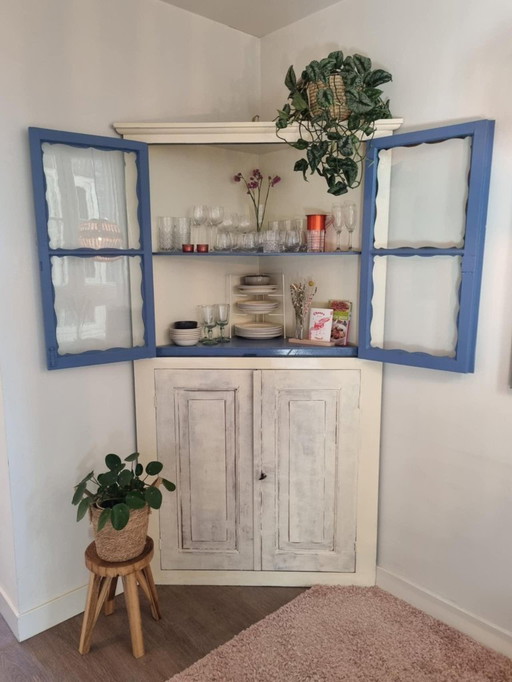 Antique corner cabinet 2.17 high/brocante, country/glass & patina