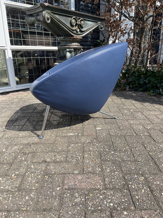 Image 1 of Artifort Hanna loungefauteuil, in kunstleder