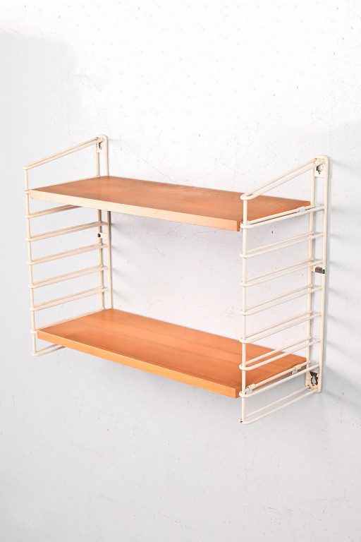Estantería de pared con estantes chapados en nogal – Vintage