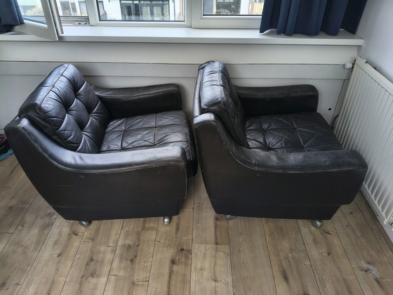 Image 1 of 2 sillones de cuero negro de Profilia