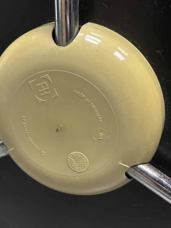 Image 1 of Silla de tres patas Fritz Hansen de 1985, diseño danés