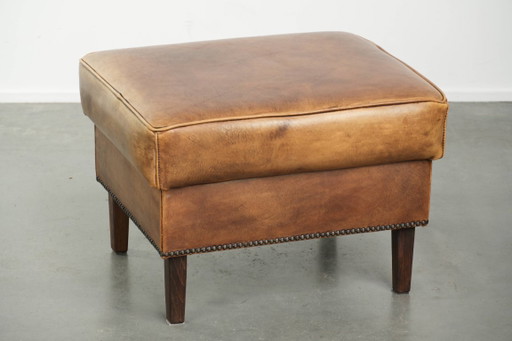 Characterful Cowhide Leather Stool With a Beautiful Patina Finished With Decorative Nails – hockers en poefs (photo 2 of 10)