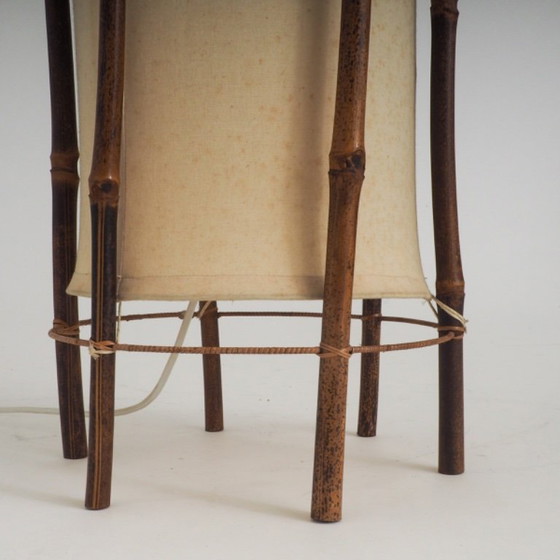 Große Stehlampe aus Bambus und Leinen von Louis Sognot – Stehleuchten, Textile (photo 11 of 17)