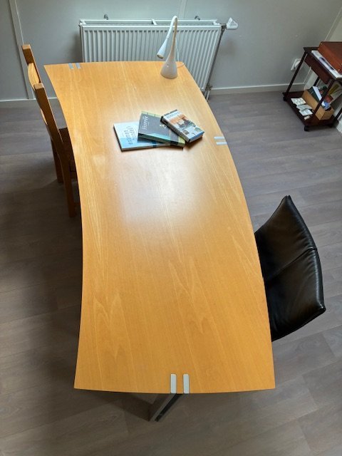 Image 1 of Table à cendres Desigh Harvink