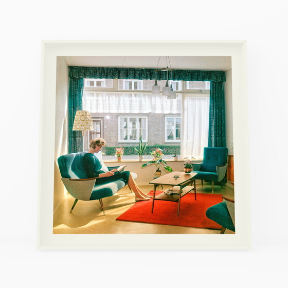 Image 1 of 1x interior de mediados de siglo | Reading lady in the sun net (1961)