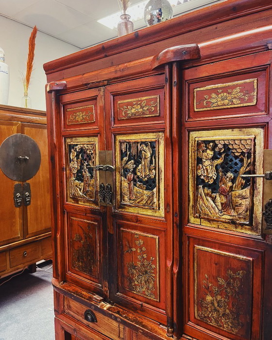 Image 1 of Armario de madera chino antiguo