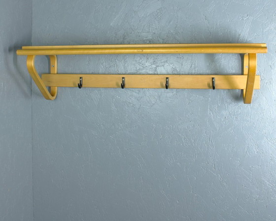 Image 1 of Alvar Aalto (1898-1976) - Modelo: 109C - Artek, Finlandia - 1936/1980