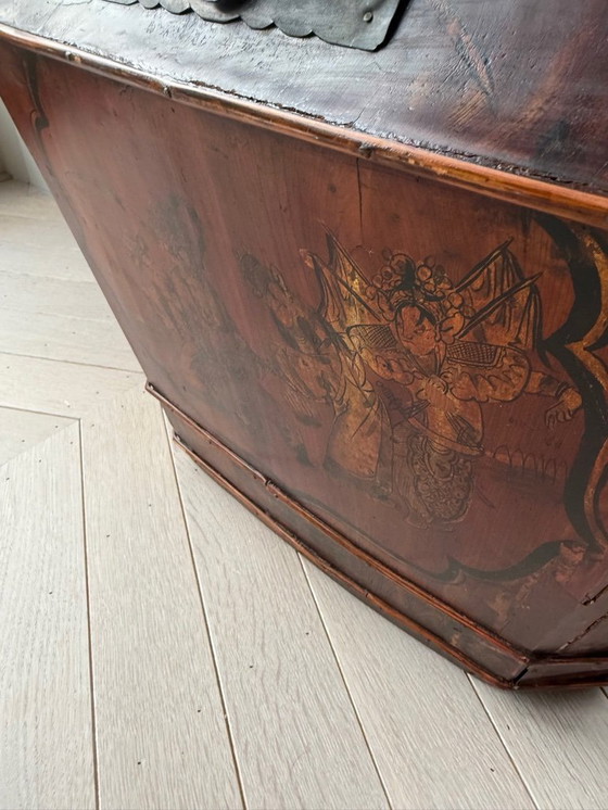 Image 1 of Auténtico cofre nupcial chino, antiguo.