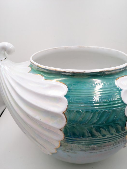 Image 1 of Laveno, Christopher DRESSER (1834-1904) - Vaas - Keramiek