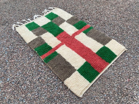 Image 1 of Moroccan handcrafted rug 250cm x 150cm