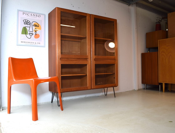 Image 1 of Vitrine vintage en teck danois, étagère haute