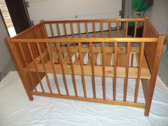 Houten kinderbedje – Bedden, Wood (photo 4 of 9)