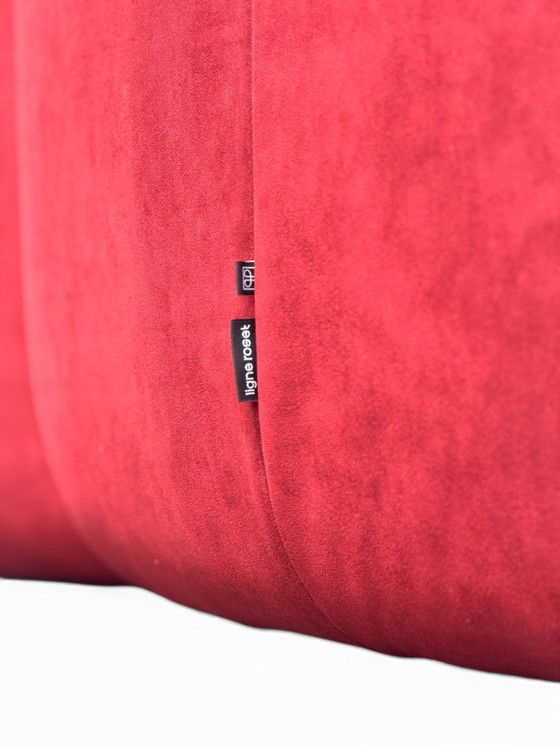 Pierre Paulin Pumpkin Sofa 2-Seater – Ligne Roset, Red Alcantara (Space Age Design) – 2 seaters, Velvet (photo 22 of 22)