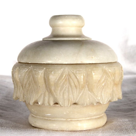 Image 1 of Vintage marmeren doos, 12x12 cm