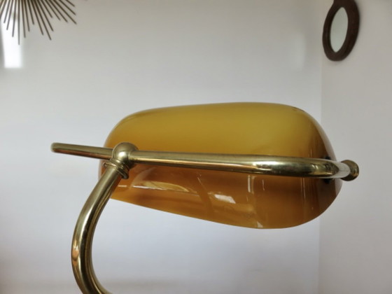 Banker's lamp in gilded brass and amber opaline, Table lamps, Glass, Gold, Klassiek (photo 5 of 15)