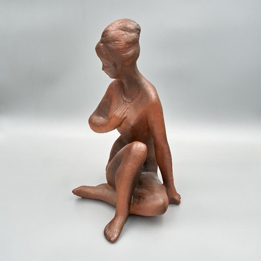 Keramische Vrouwenfiguur, 1982, Tsjechoslowakije